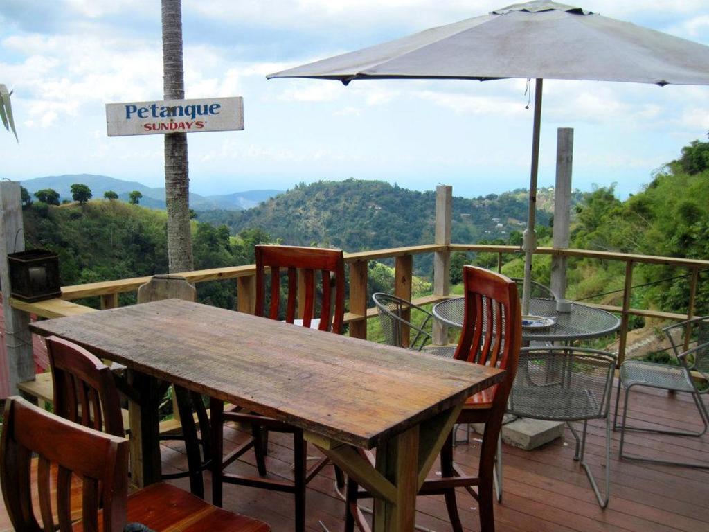 Mount Edge Guest House Port Antonio Exterior photo